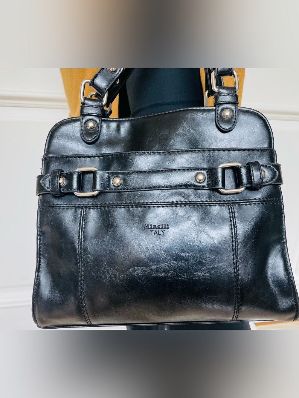 Minelli Italy Black Leather Shoulder Bag | Multi-Compartment Satchel